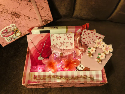 Premium Pink Gift Box for Her | Cute Jewelry & Beauty Gift Hamper with Free Delivery