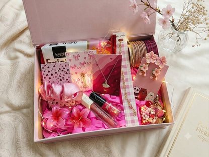Premium Pink Gift Box for Her | Cute Jewelry & Beauty Gift Hamper with Free Delivery