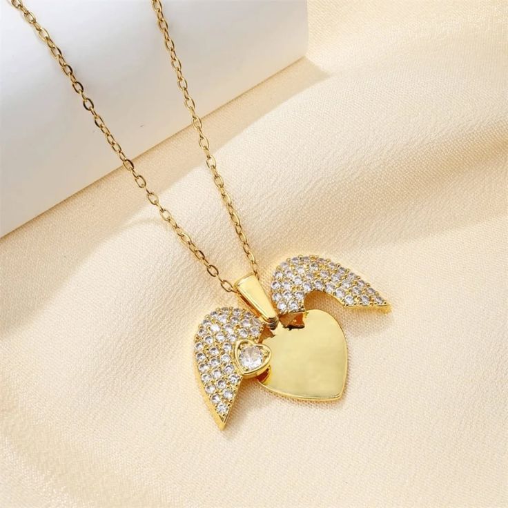 Limited Time Duo Jewelry Deal – Open Heart Pendant + Stone Bracelet + FREE Butterfly Pendant Necklace | ZaujMart